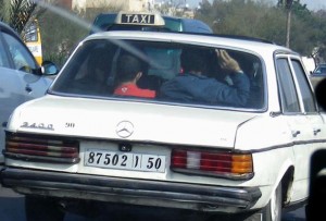 Grand taxi au Maroc