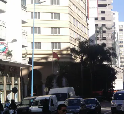 abidcars 2010 2020 white building tree view